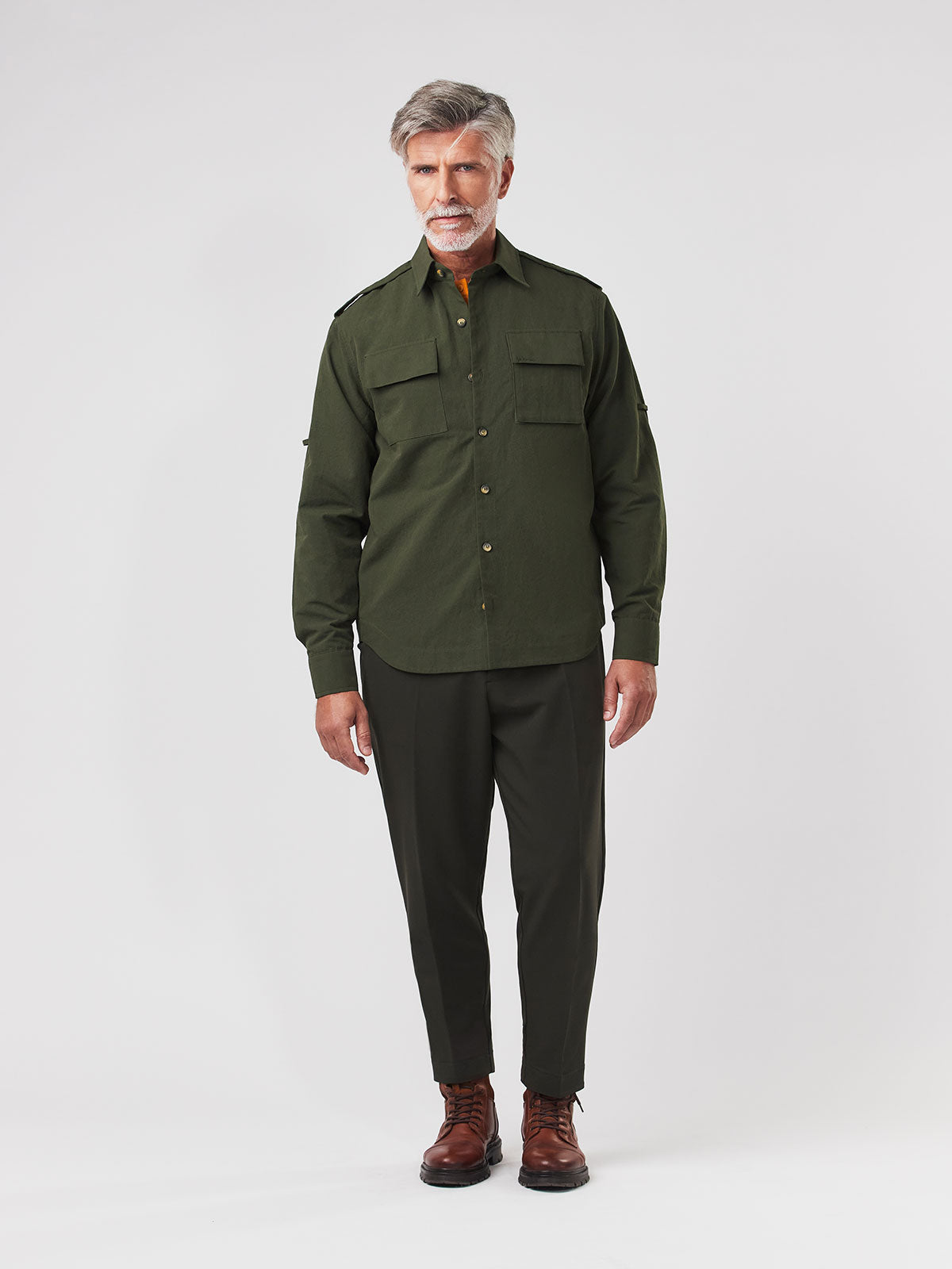 Dark Military Olive / SM (Short)